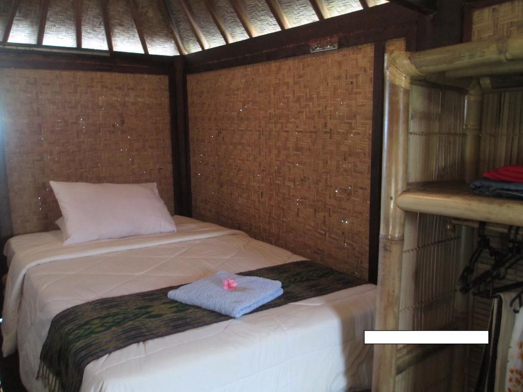 Selong Belanak Bungalows Exterior foto