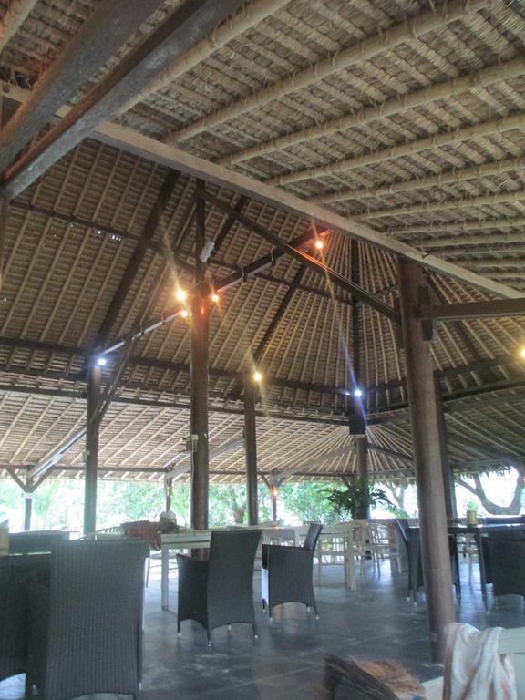 Selong Belanak Bungalows Exterior foto